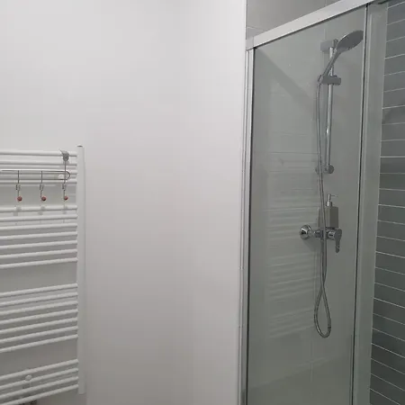 Appartement Avec 2 Chambres, Un Parking Prive, Une Terrasse, A Floirac-Arkea Arena Bordeaux Floirac  Extérieur photo